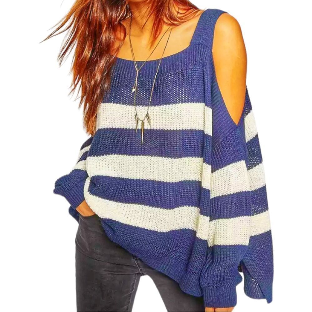 Romeo+Juliet Chunky Striped Blue Sweater Cold Shoulder and Side Splits Size S